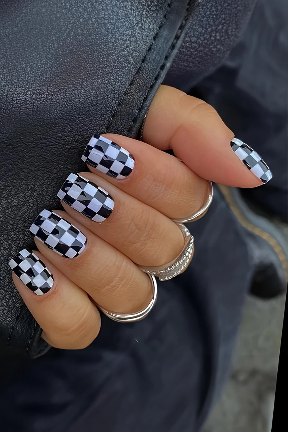 Black Checkerboard Pattern Resin Square Press on nails