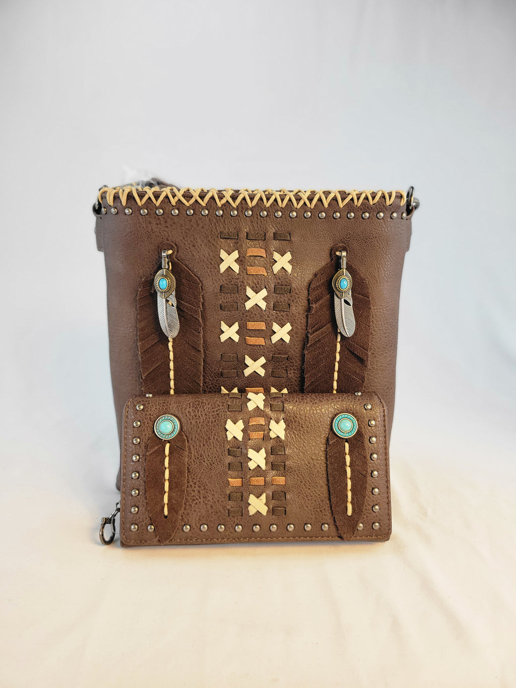 Montana-West-Embroidered-Arrow-Feather-Collection-Concealed-Carry-Tote-Brown