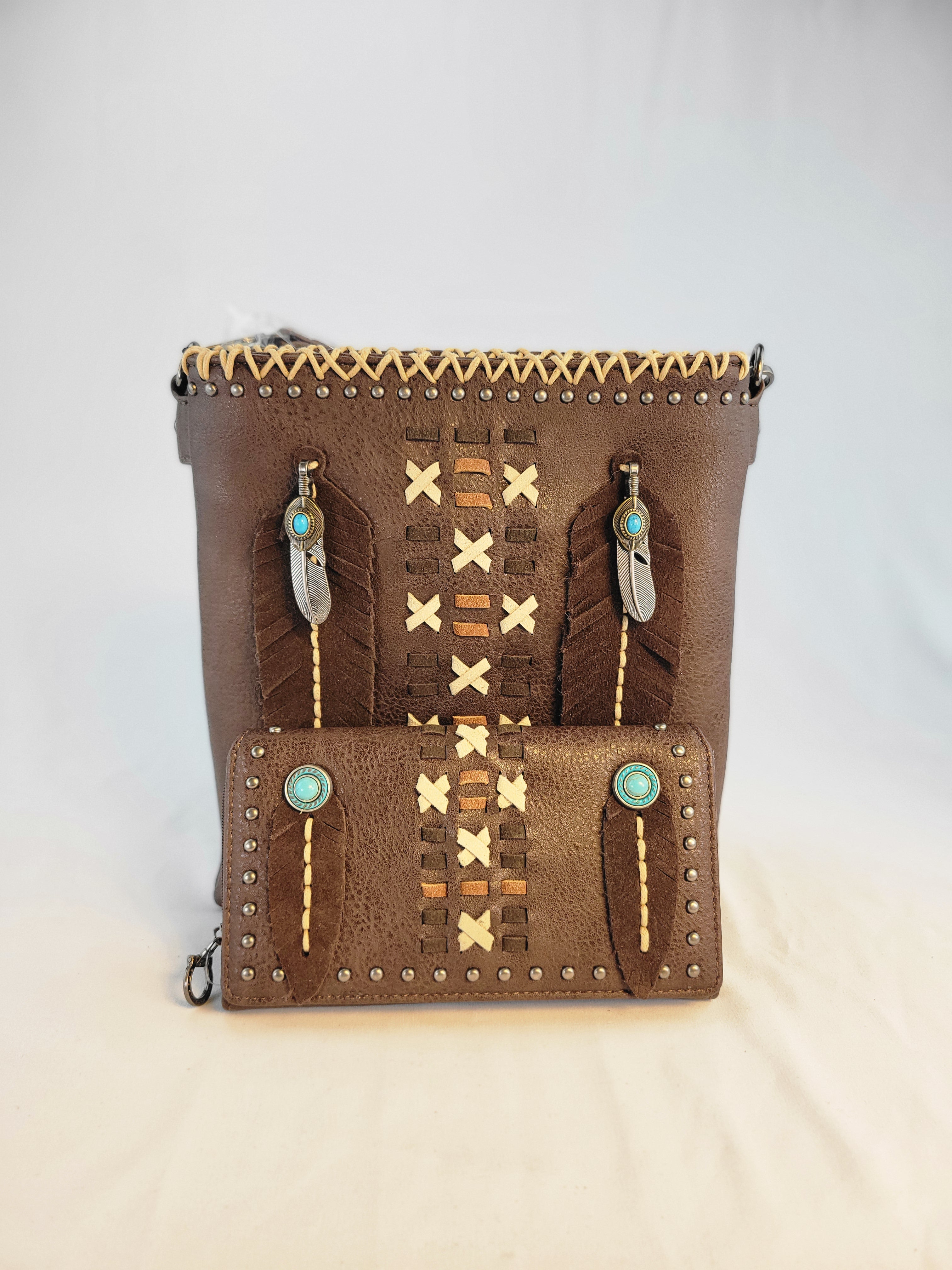 Montana-West-Embroidered-Arrow-Feather-Collection-Concealed-Carry-Tote-Brown