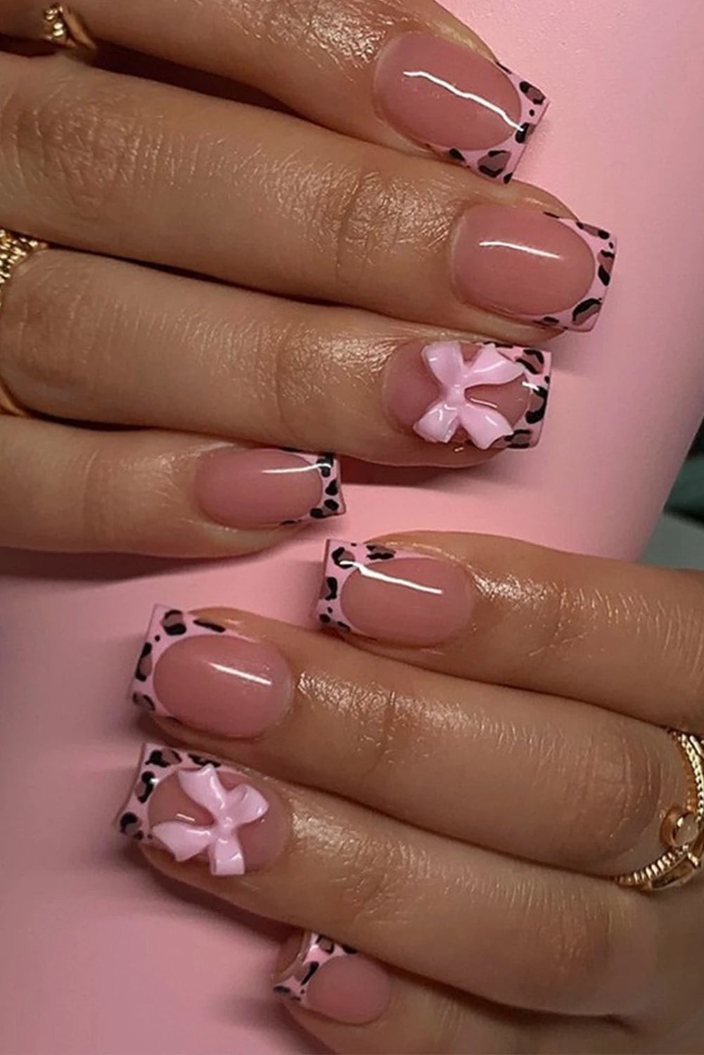 Pink Bow Decor Leopard Trim Press on nails