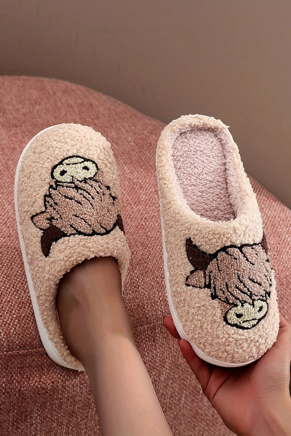 Highland Cartoon Animal Plush Slippers